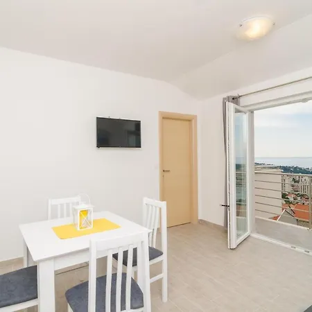 Dadic - Comfort Two Bedroom With Terrace And Sea V... Apartmán *